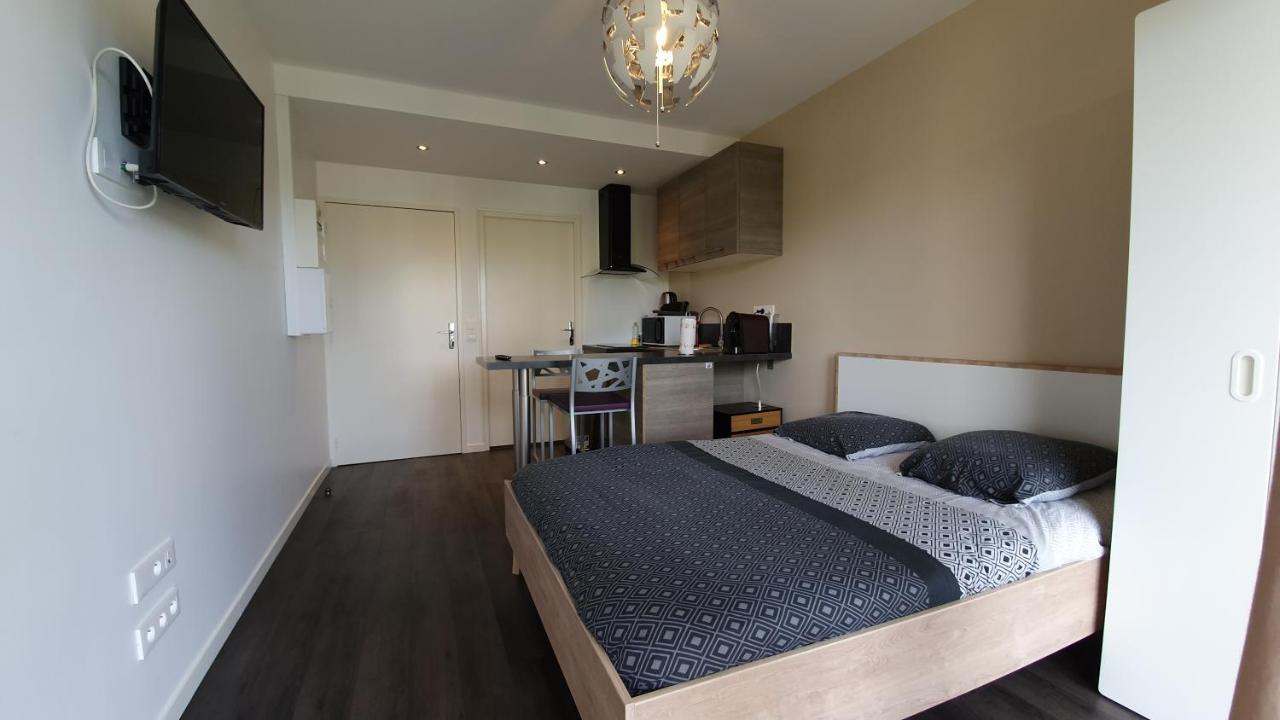 Le Studio Cosy D'Angelique Et David Avec Parking Rambouillet Kültér fotó